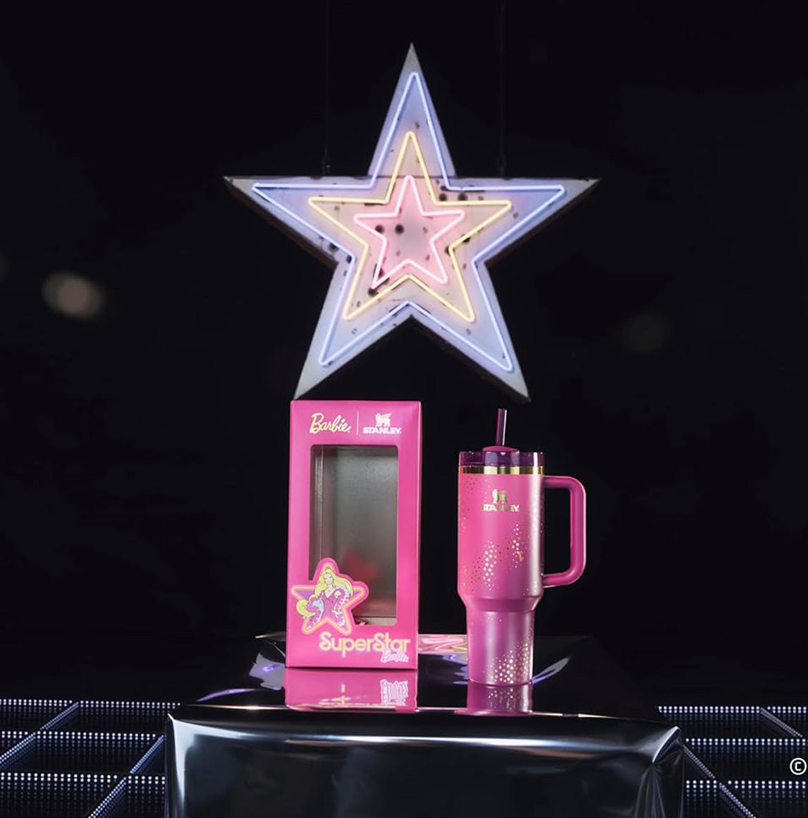 Stanley X Barbie™ ’70s Superstar Quencher 40 OZ