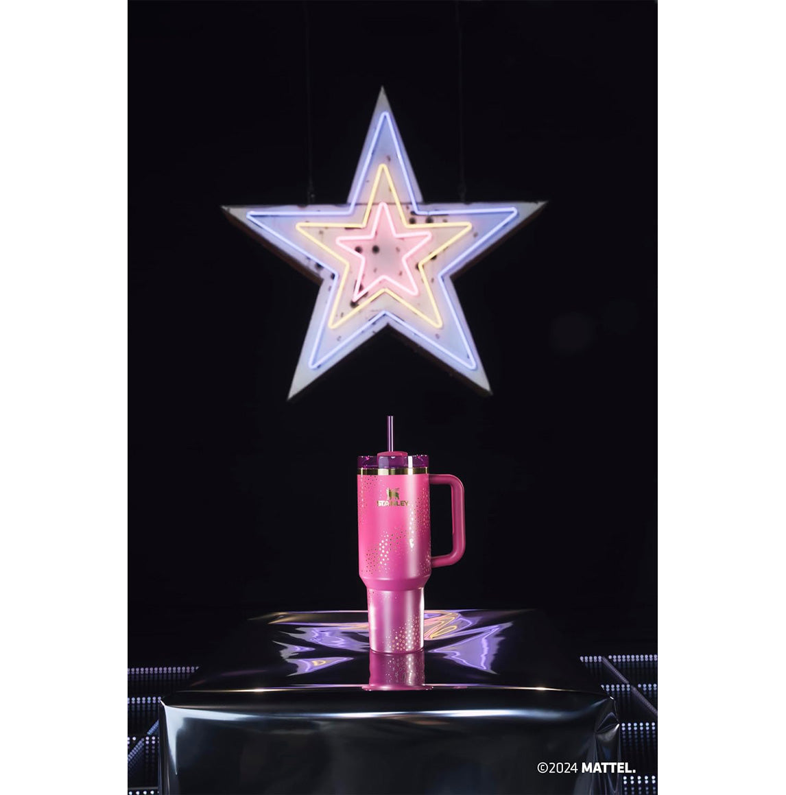 Stanley X Barbie™ ’70s Superstar Quencher 40 OZ